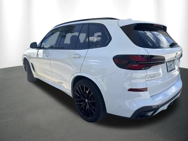 Certified 2025 BMW X5 sDrive40i w/ M Sport Package RWD image 5