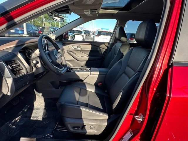Used 2022 Nissan Rogue SV w/ SV Premium Package AWD/4WD image 25