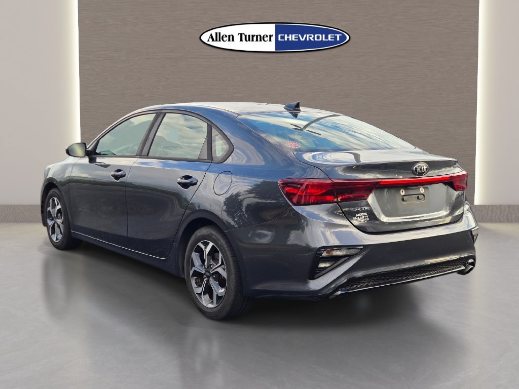 Used 2019 Kia Forte LXS FWD image 8