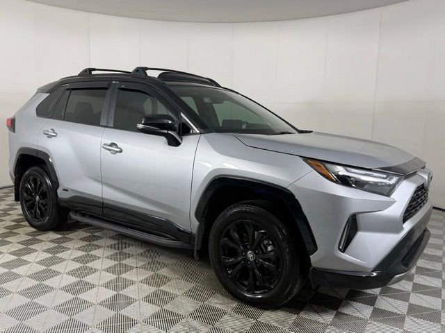 Used 2024 Toyota RAV4 XSE image 9