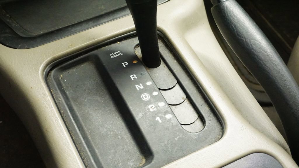 Used 2000 Jeep Grand Cherokee Laredo image 28