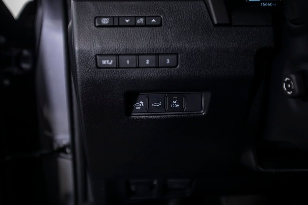 Used 2024 Lexus GX 550 550 Luxury w/ Cold Area Package image 45