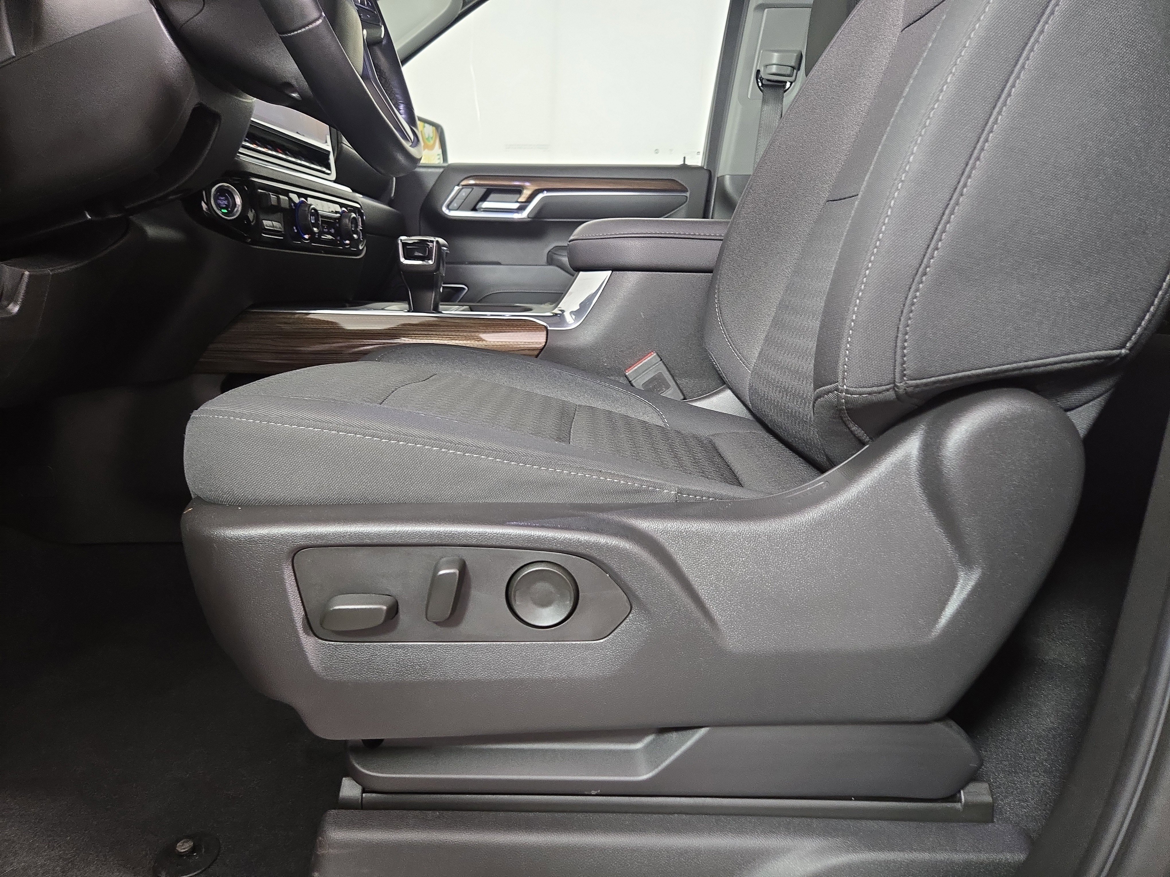 Certified 2023 Chevrolet Silverado 1500 RST AWD/4WD image 29