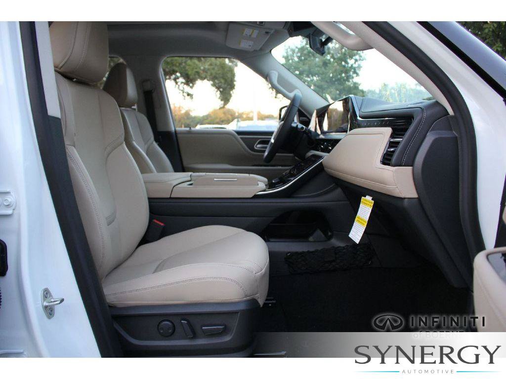 New 2026 INFINITI QX80 Pure AWD/4WD image 18
