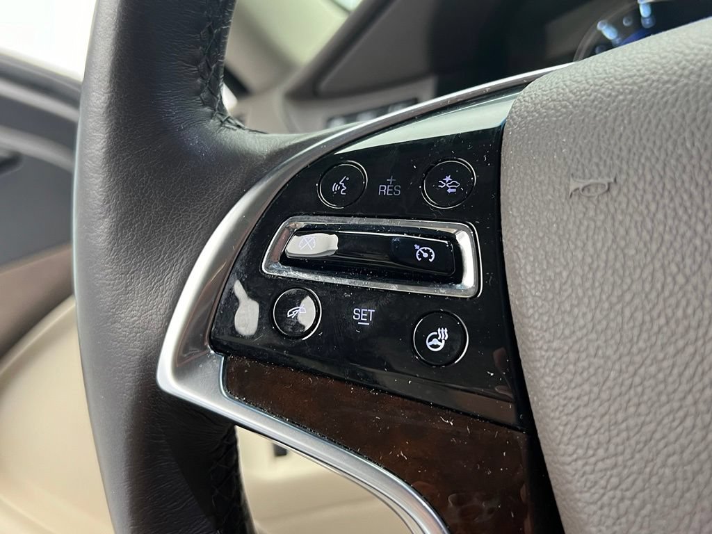 Used 2017 Cadillac Escalade Luxury AWD/4WD image 22
