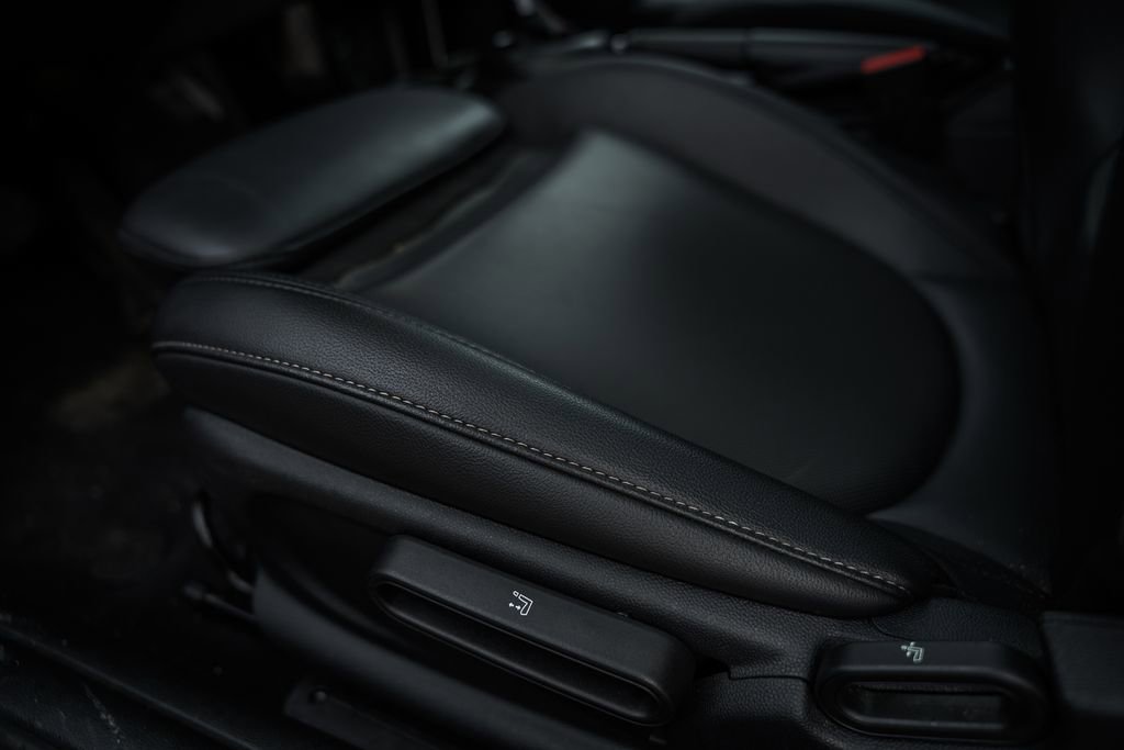 Used 2019 MINI Cooper S image 35