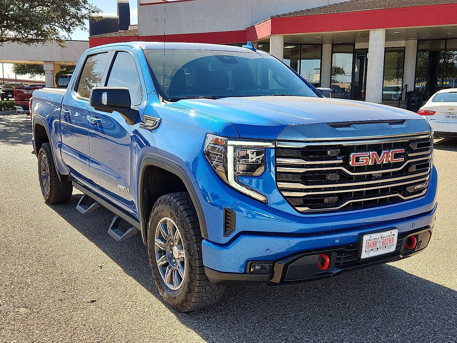 Used 2024 GMC Sierra 1500 AT4 w/ Technology Package image 6