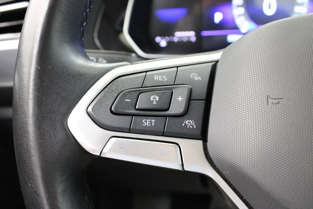 Used 2024 Volkswagen Jetta SE FWD image 25