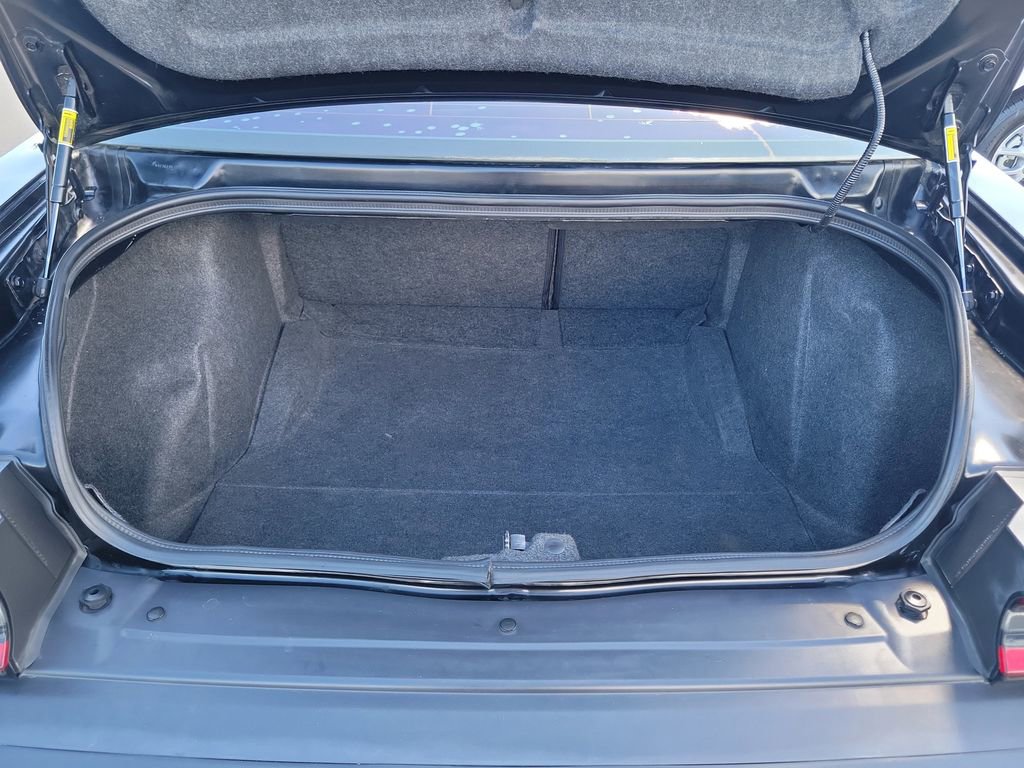 Used 2015 Dodge Challenger SXT Plus image 20