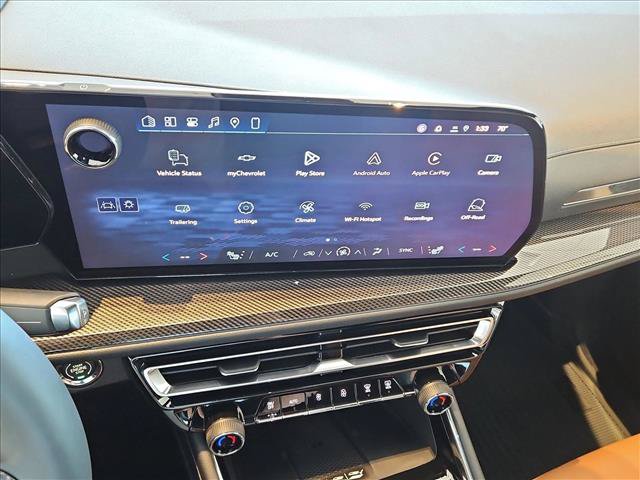 New 2027 Chevrolet Traverse Z71 w/ Driver Confidence Package AWD/4WD image 12