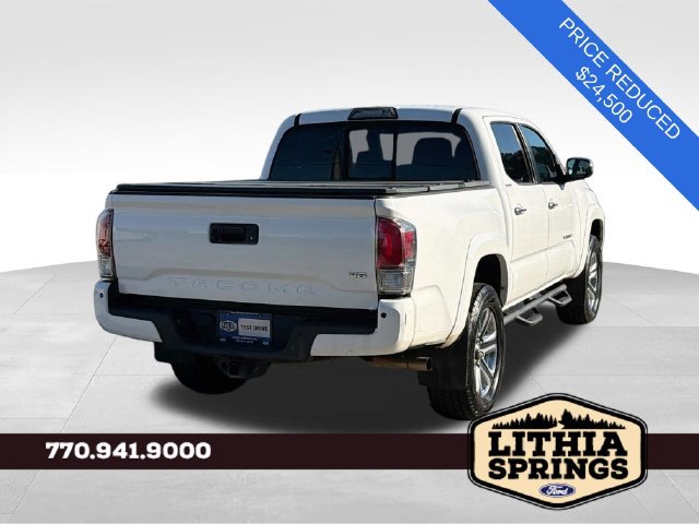Used 2016 Toyota Tacoma Limited w/ Towing Package RWD image 3