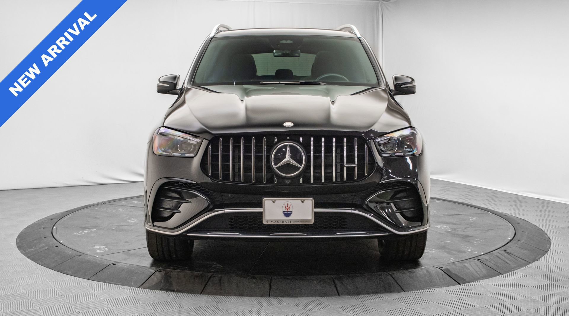 Used 2025 Mercedes-Benz GLE 53 AMG 4MATIC image 2