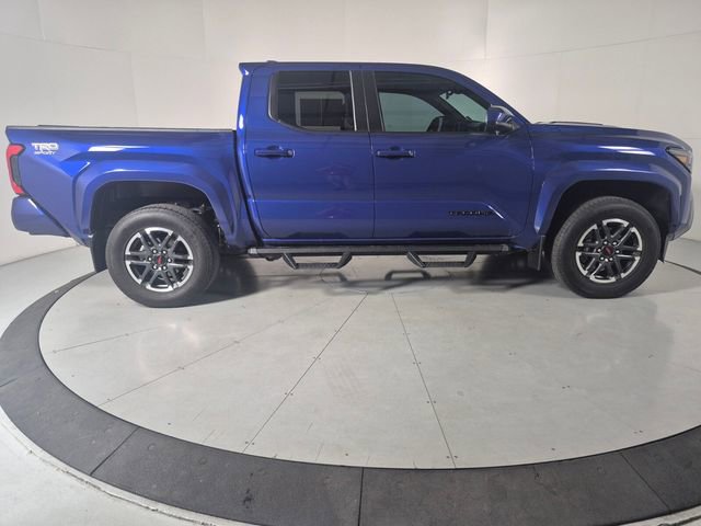 Certified 2024 Toyota Tacoma TRD Sport AWD/4WD image 5