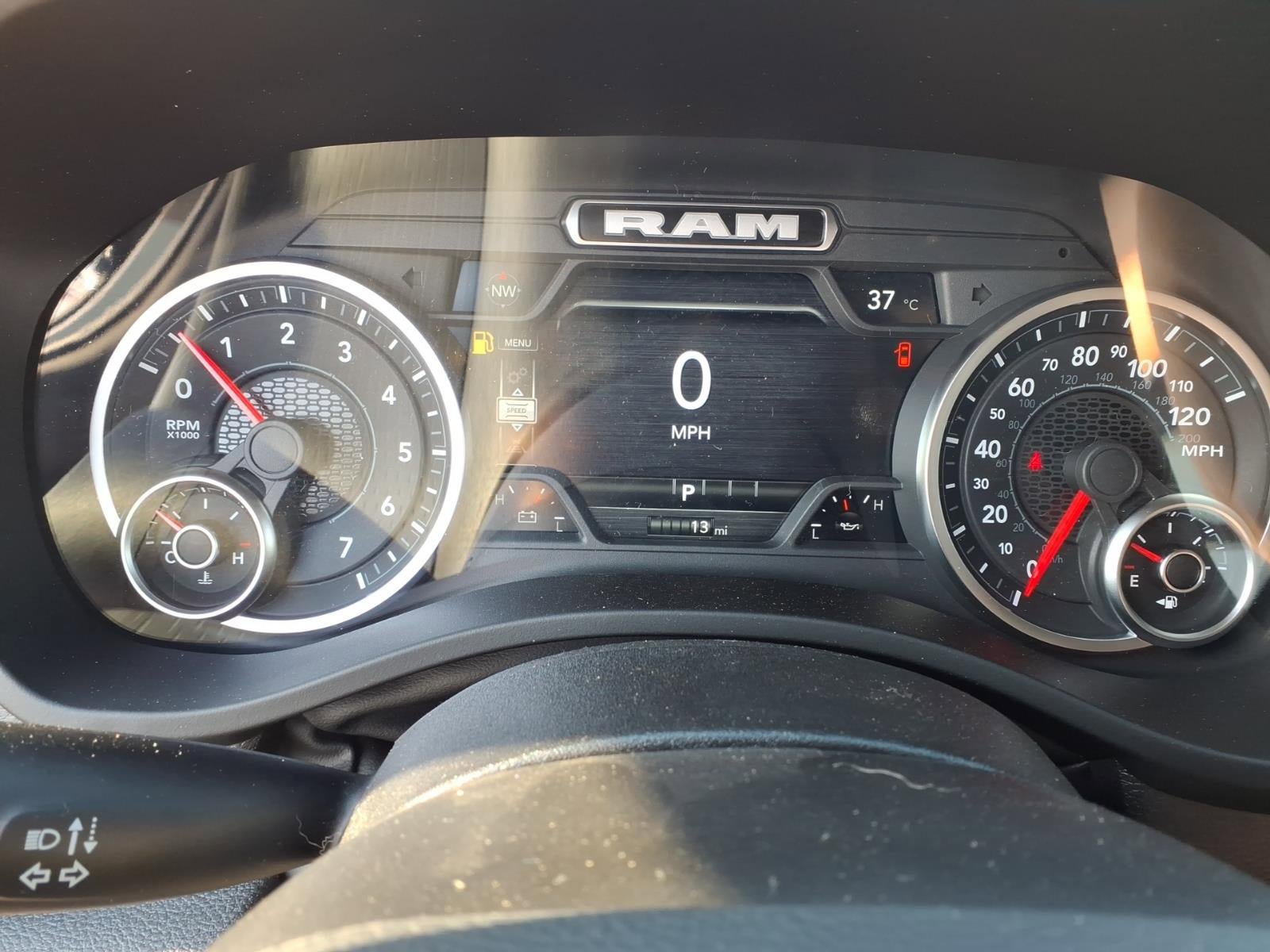 New 2026 RAM 1500 Express AWD/4WD image 12