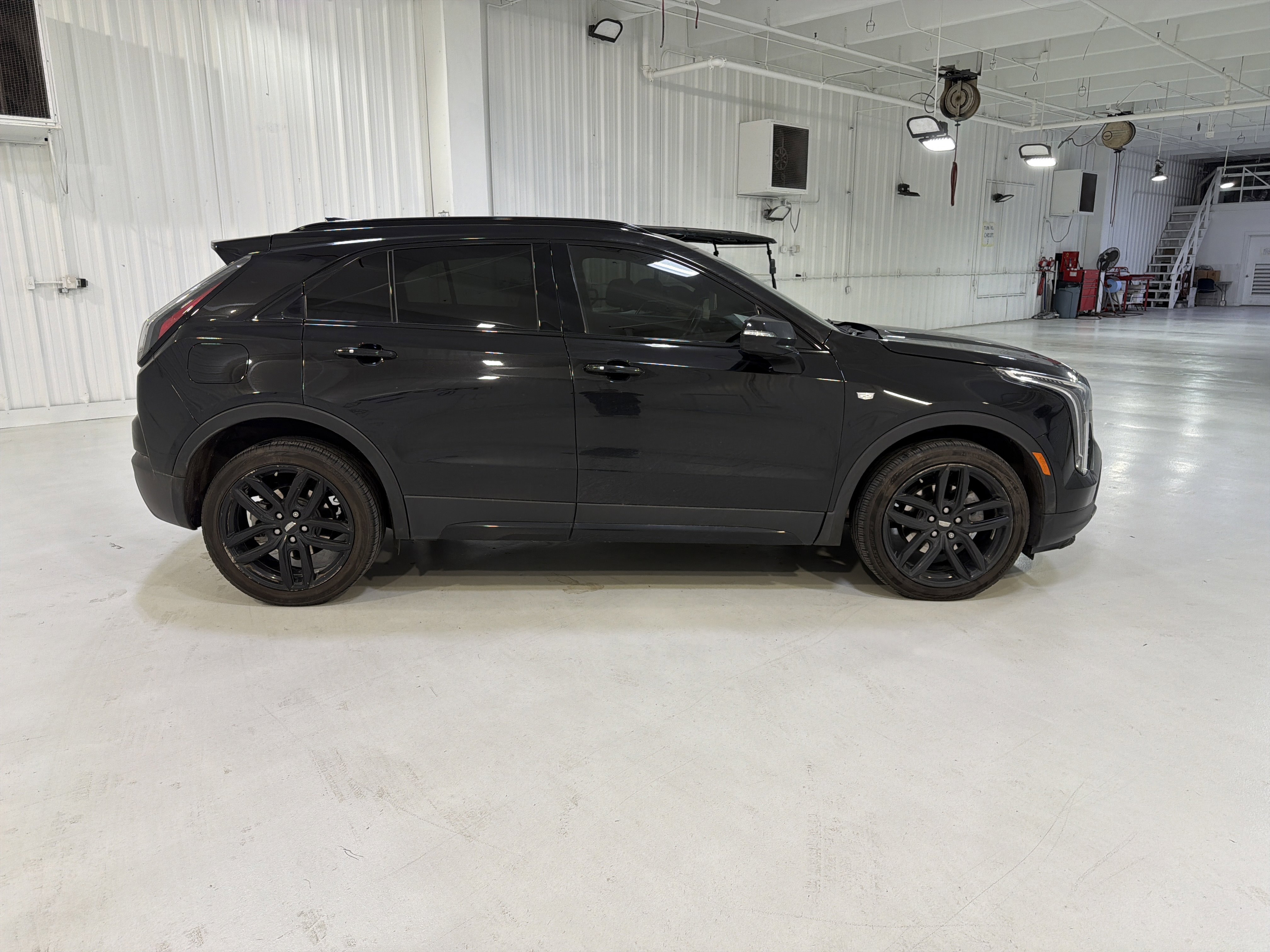 Used 2023 Cadillac XT4 Sport FWD image 6