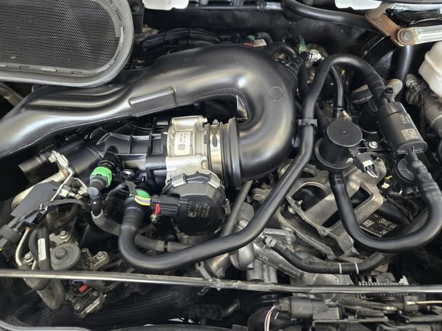 Used 2025 Ford Transit 250 Low Roof w/ Exterior Upgrade Package RWD image 30