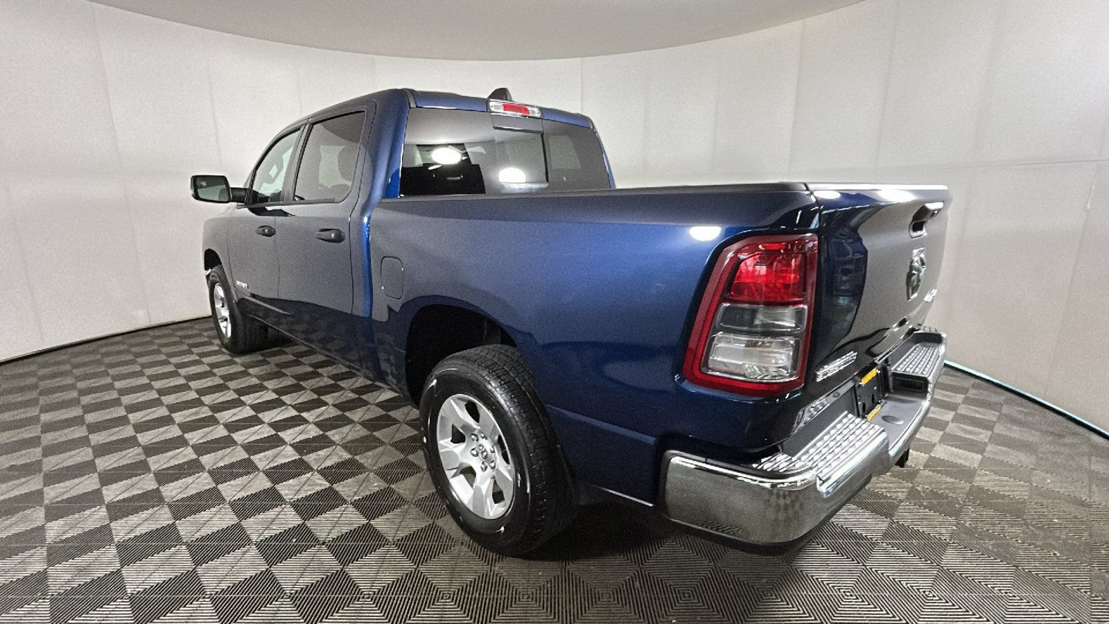 Used 2023 RAM 1500 Big Horn AWD/4WD image 5