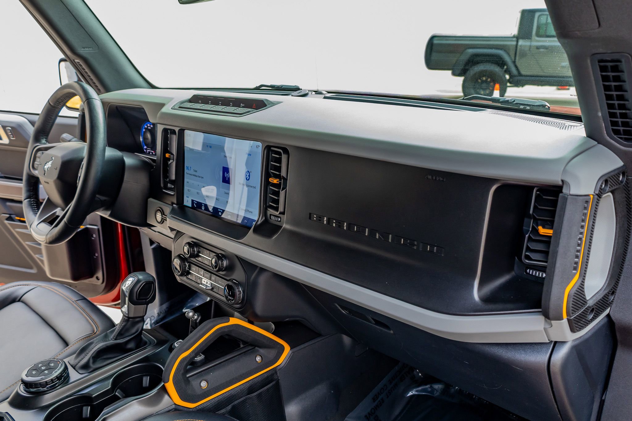 Used 2022 Ford Bronco Badlands image 18