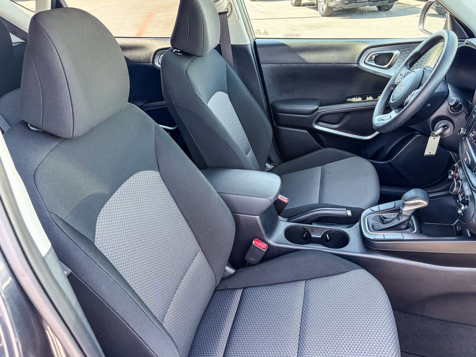 Used 2024 Kia Soul LX w/ Option Group 015 FWD image 14