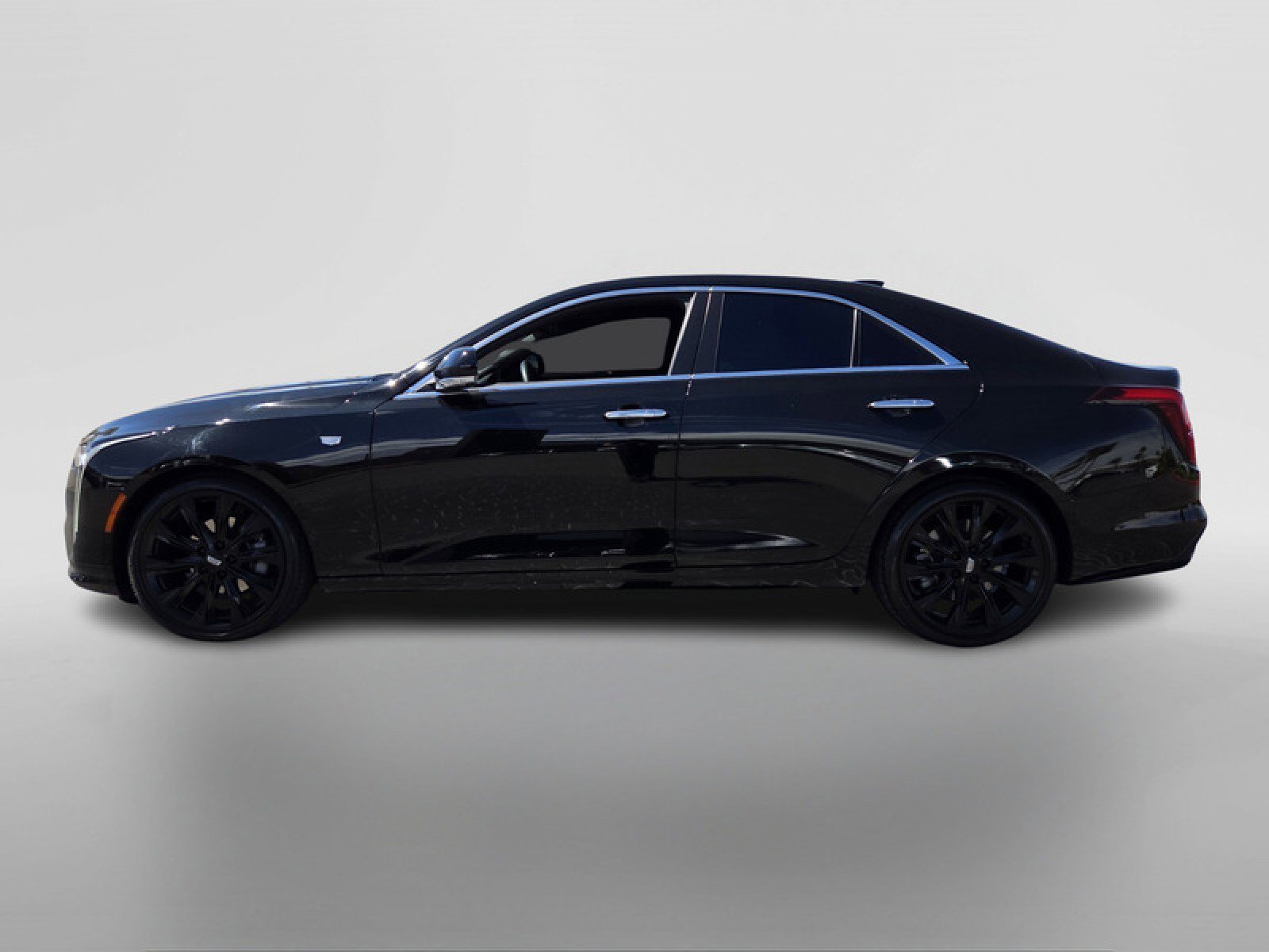 Used 2021 Cadillac CT4 Premium Luxury w/ Technology Package RWD image 2