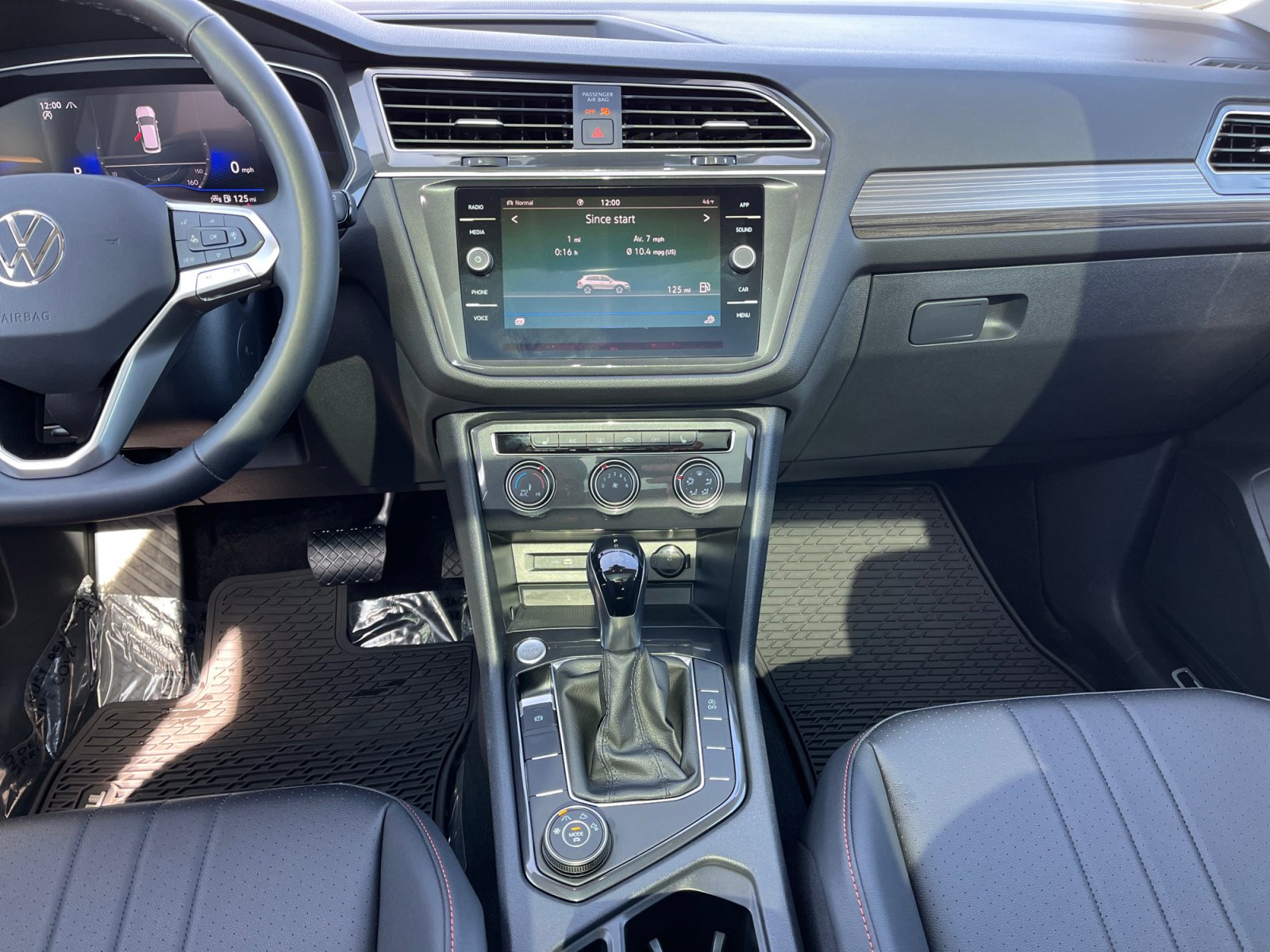 Certified 2024 Volkswagen Tiguan Wolfsburg Edition image 12