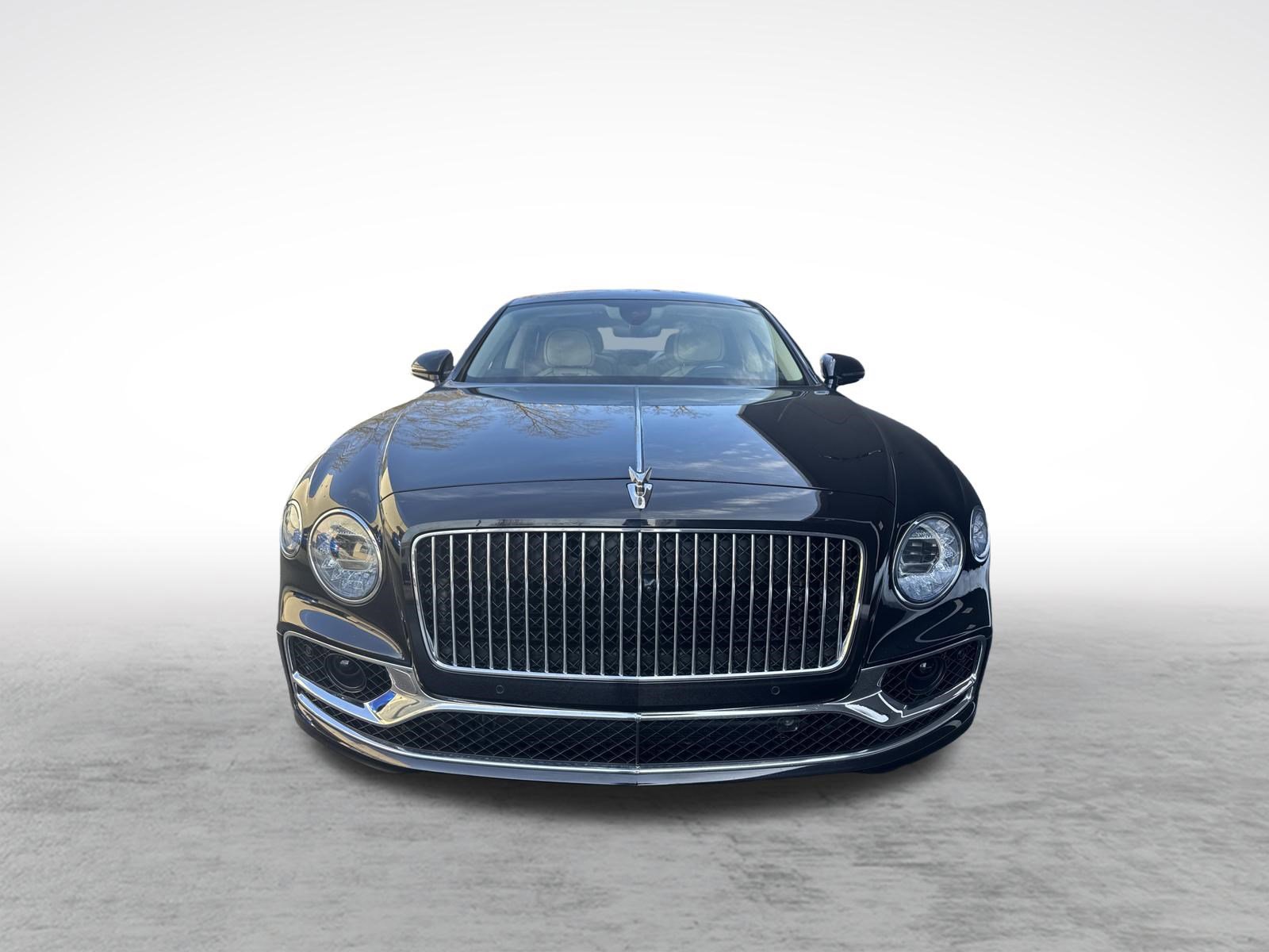 Used 2023 Bentley Flying Spur V8 image 7