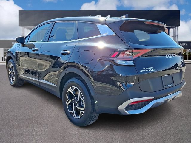Certified 2023 Kia Sportage LX image 4