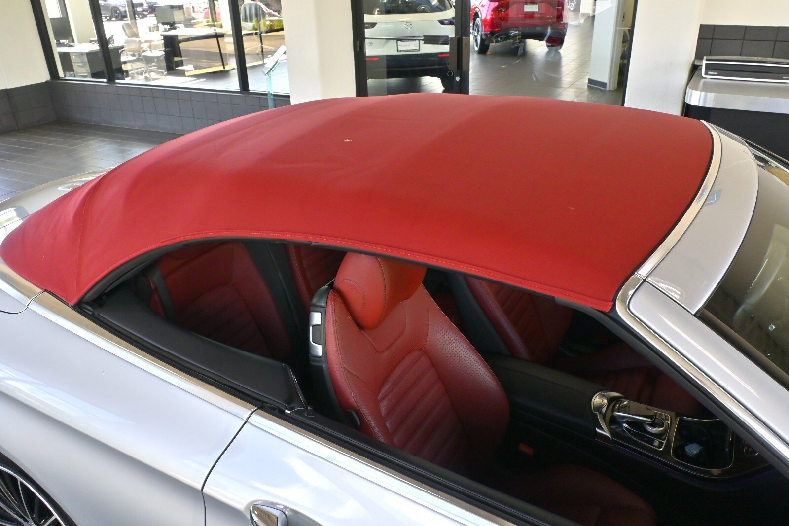 Used 2021 Mercedes-Benz C 300 4MATIC Cabriolet image 2