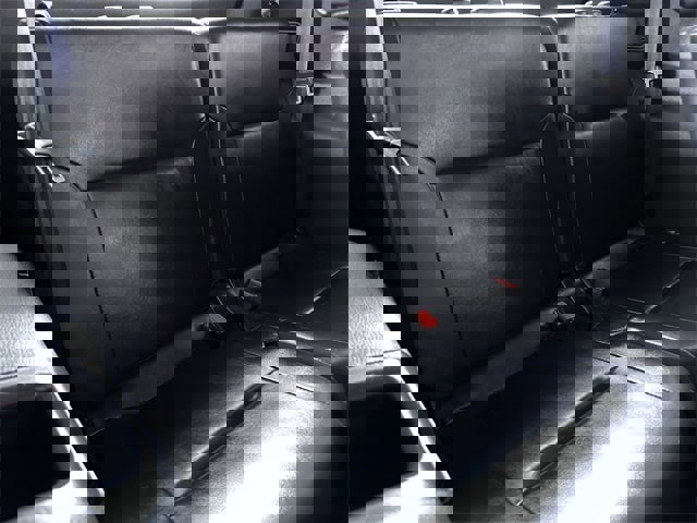 Used 2024 Mitsubishi Outlander SE image 28