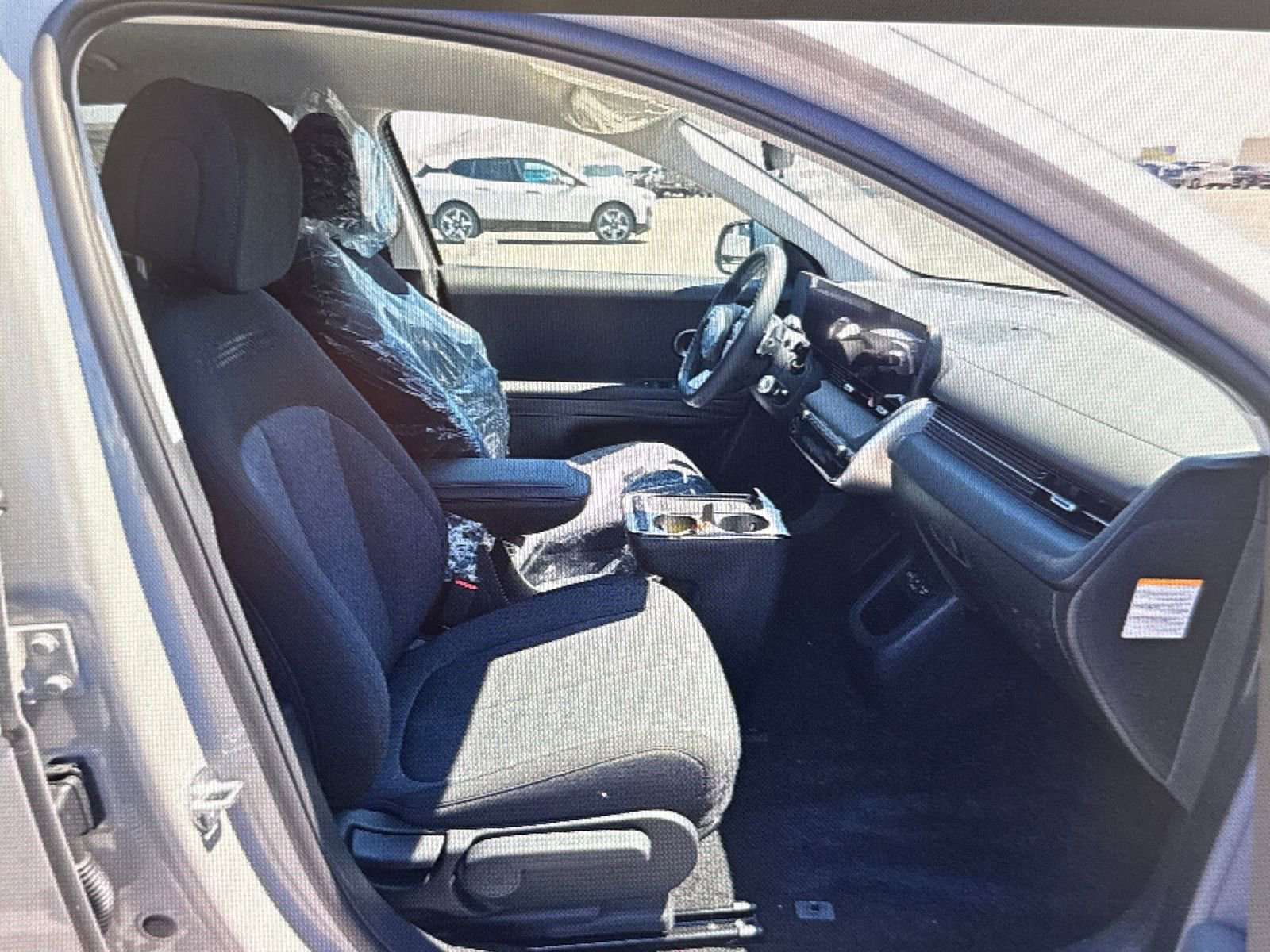 Used 2025 Hyundai Ioniq 5 SE image 10