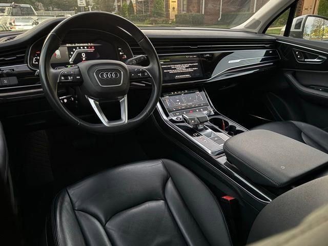 Used 2023 Audi Q7 3.0T Premium Plus image 31