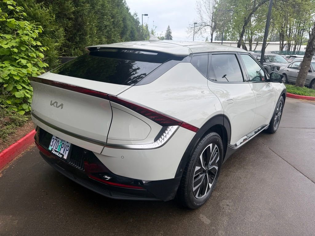 Used 2024 Kia EV6 Wind w/ Wind Technology Package image 4