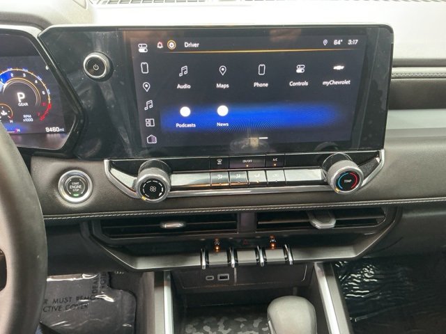 Used 2024 Chevrolet Colorado LT image 21