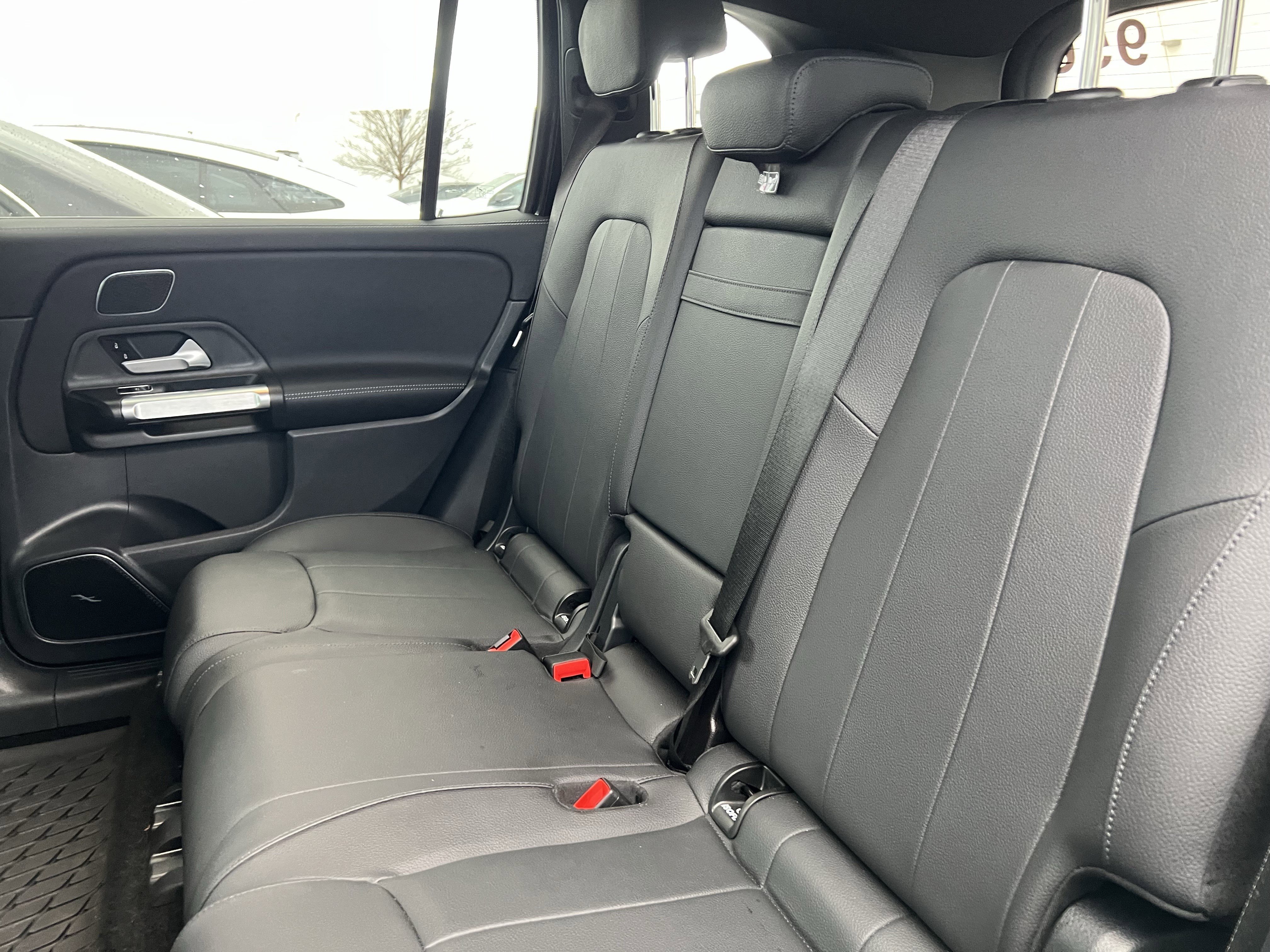 Certified 2024 Mercedes-Benz GLB 250 250 image 33