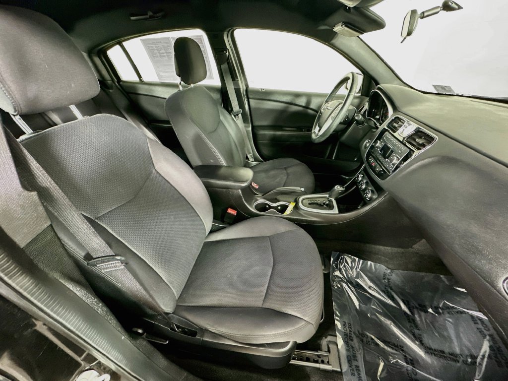 Used 2013 Chrysler 200 Touring w/ Cold Weather Group FWD image 31