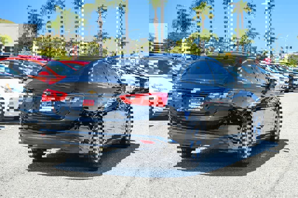 Used 2018 Chevrolet Malibu LS FWD image 7