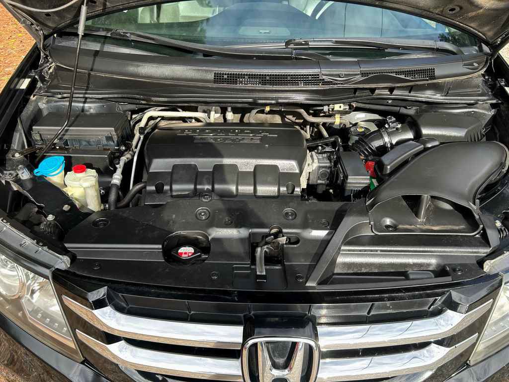 Used 2014 Honda Odyssey EX-L image 16