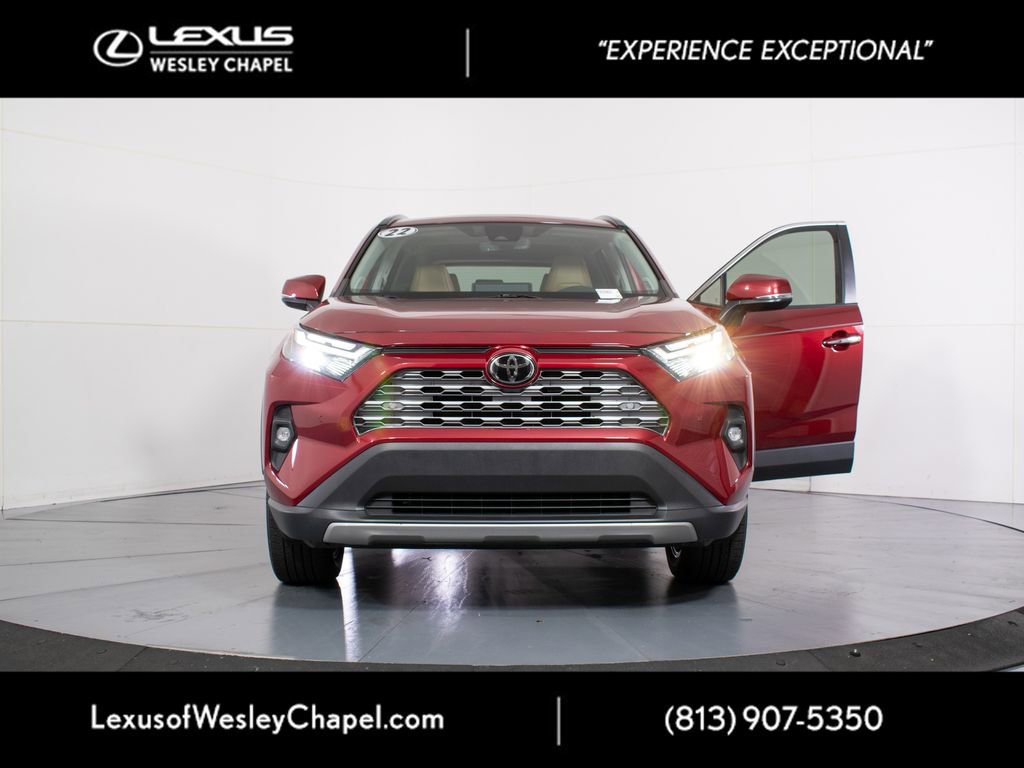 Used 2022 Toyota RAV4 Limited FWD image 38