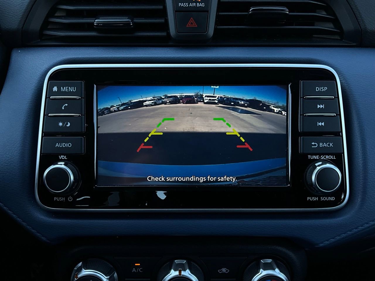 Used 2025 Nissan Versa SV image 27