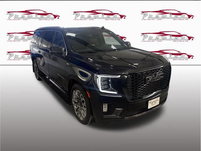Used 2023 GMC Yukon XL Denali Ultimate image 9