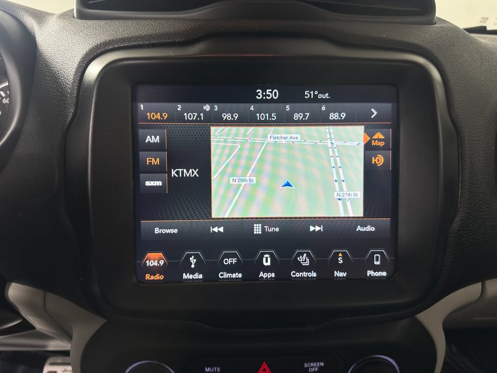 Used 2019 Jeep Renegade Latitude w/ UConnect 8.4 Nav Group FWD image 27