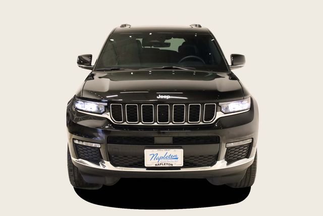 Used 2025 Jeep Grand Cherokee L Limited image 3