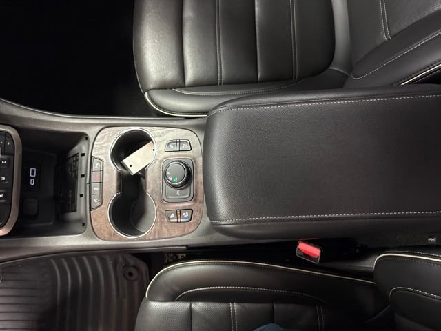 Used 2023 GMC Acadia Denali FWD image 30