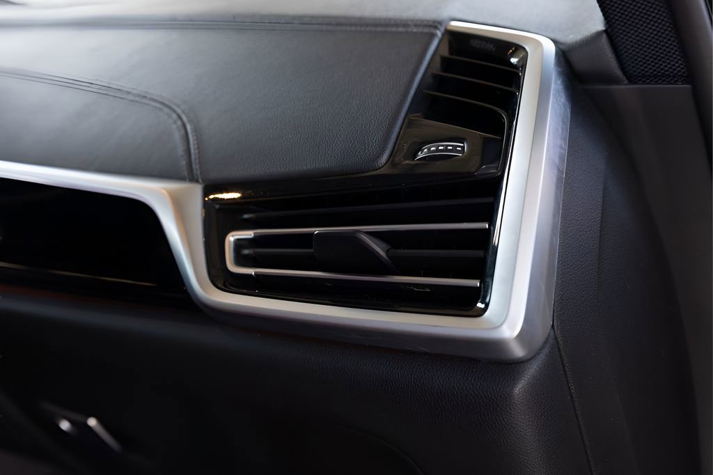 Used 2022 BMW X5 M50i w/ Executive Package AWD/4WD image 81