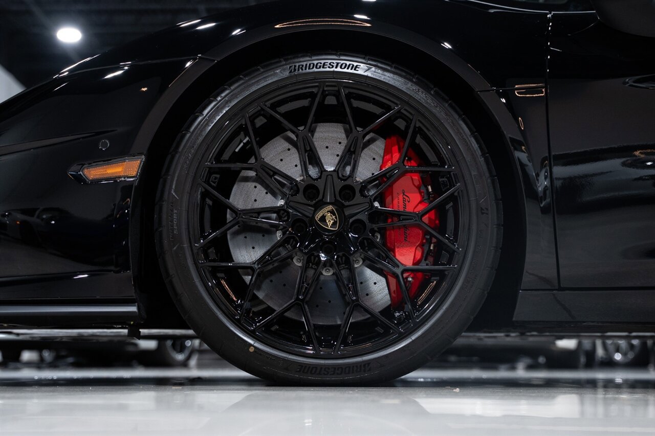 Used 2026 Lamborghini Temerario AWD/4WD image 12