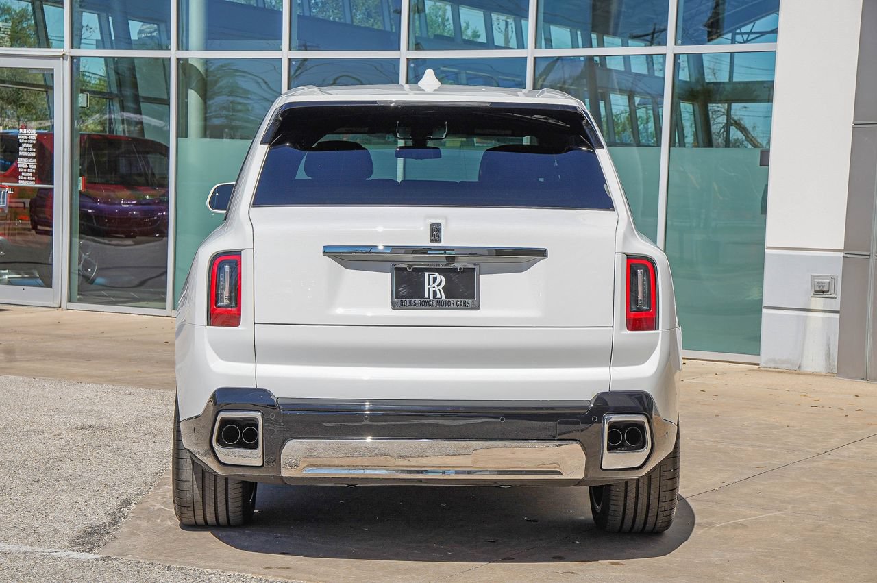 New 2026 Rolls-Royce Cullinan AWD/4WD image 14