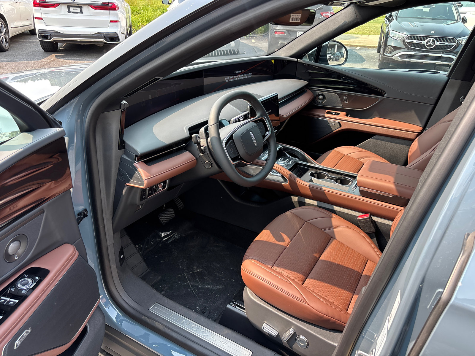 New 2026 Lincoln Nautilus Reserve w/ Jet Appearance Package AWD/4WD image 25