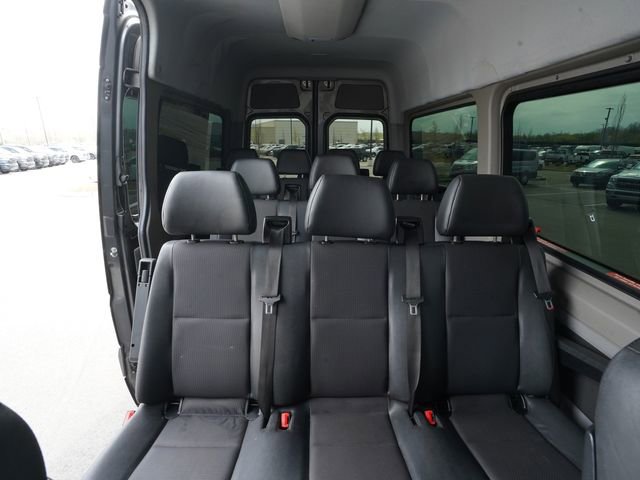 Used 2018 Mercedes-Benz Sprinter 2500 image 32
