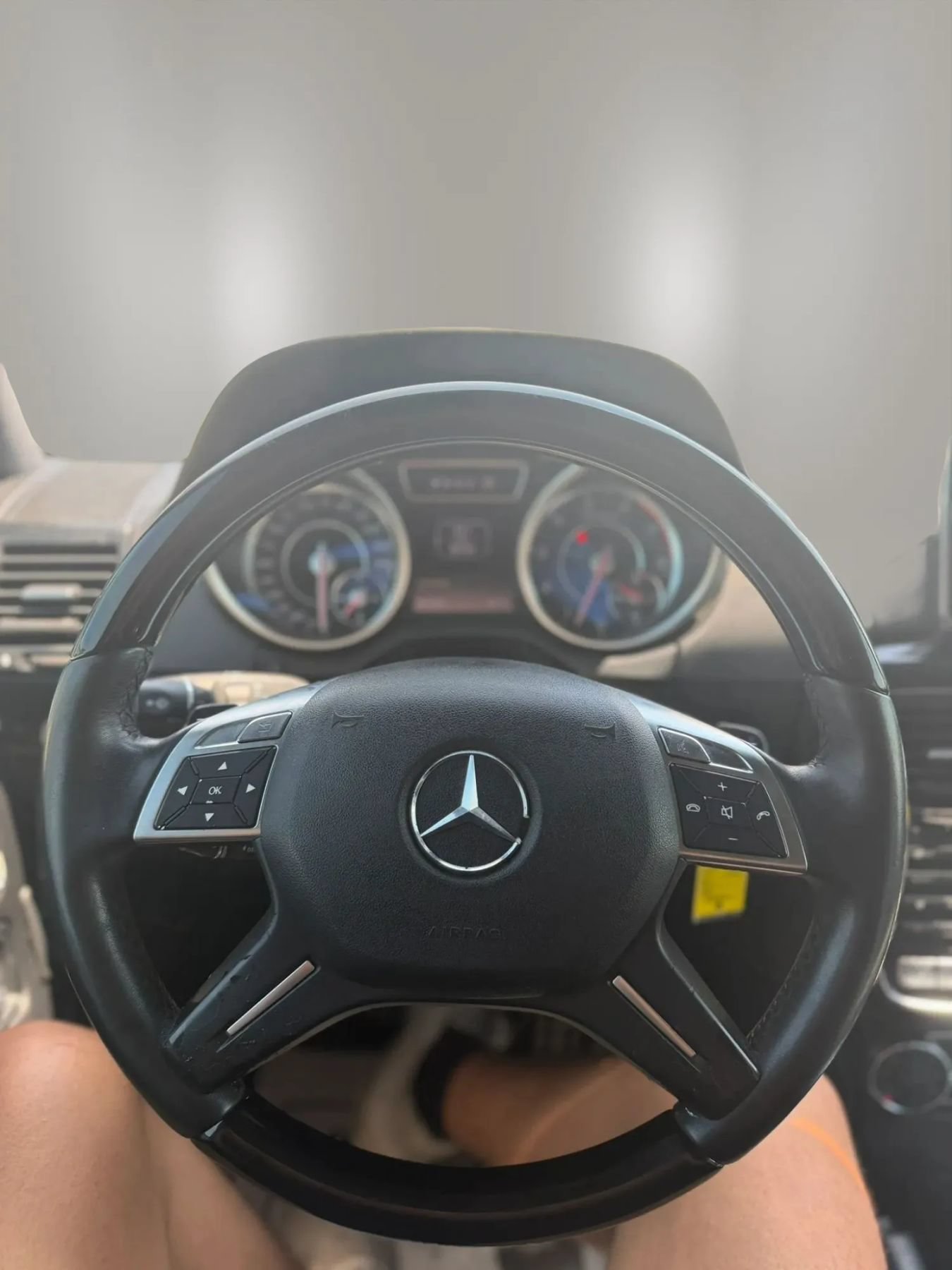 Used 2013 Mercedes-Benz G 63 AMG 4MATIC image 13
