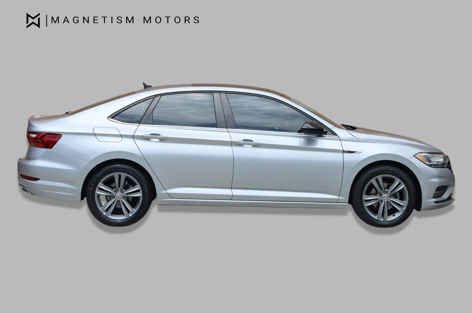 Used 2020 Volkswagen Jetta R-Line FWD image 3